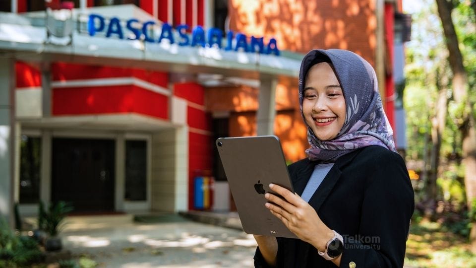 Penjelasan Mata Kuliah Corporate Communication Management