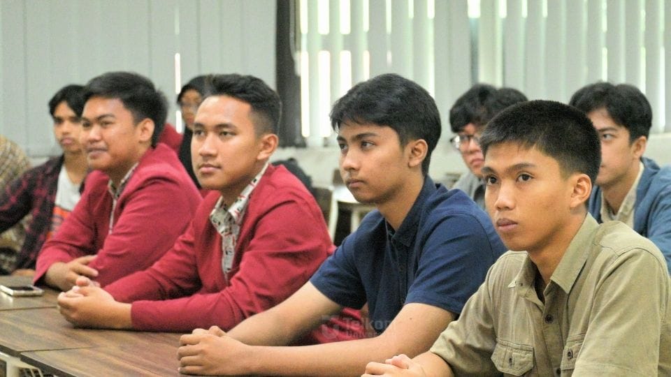 Trial Class Telkom University Gerbang Menuju Dunia Kuliah