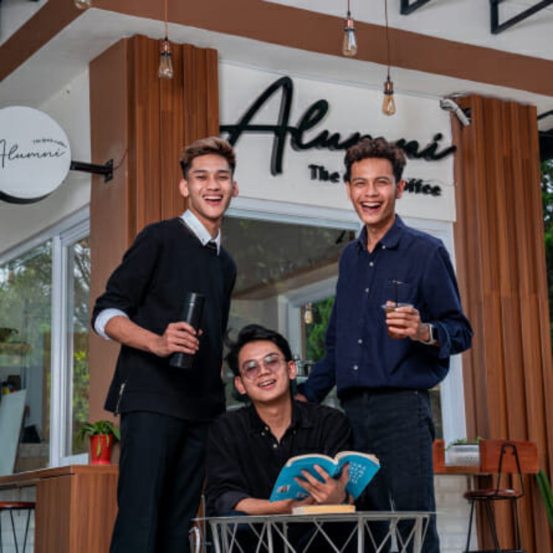 Kopi alumni telkom university