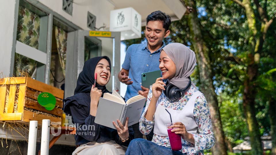 Persiapan cara bangun bisnis digital saat kuliah