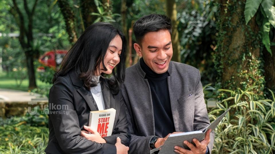Kenali Perbedaan Kelas Internasional dan Reguler di Telkom University