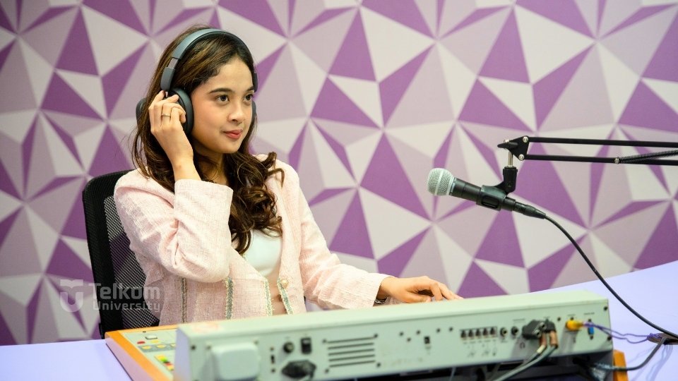 S1 Digital Public Relations Telkom University Menjadi Profesional di Era Digital