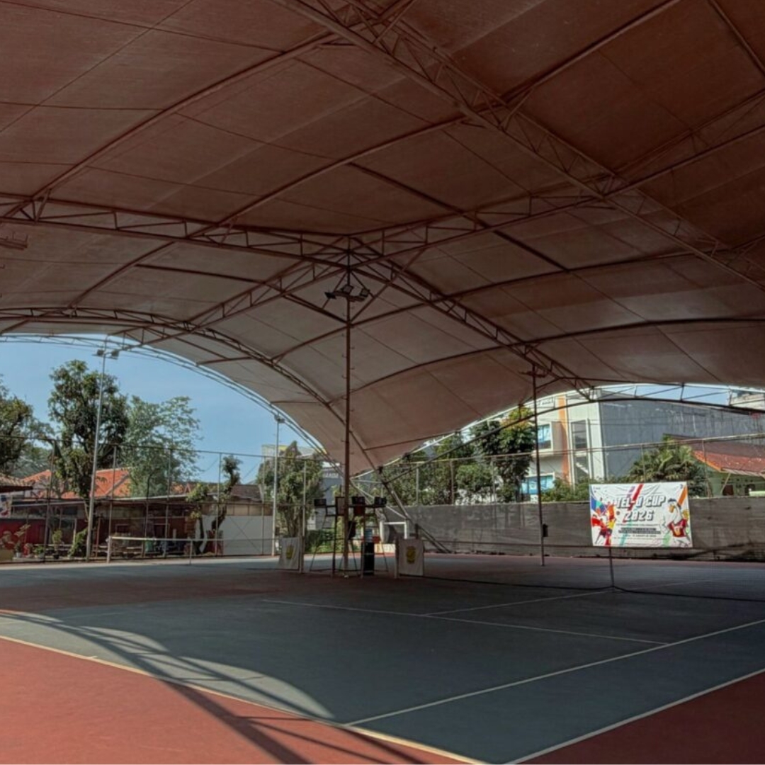 Lapangan tenis